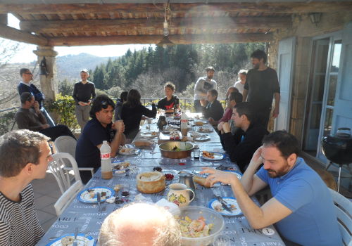 Petit déjeuner au soleil (non garanti)