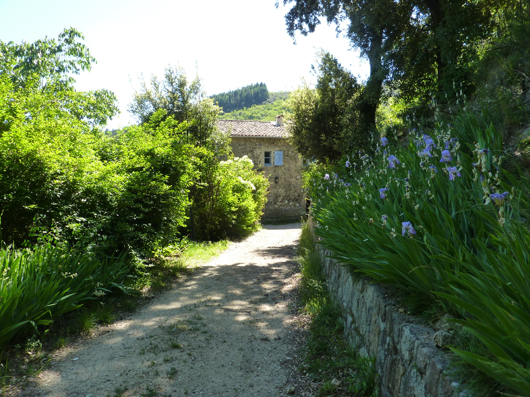 Retour au mas du canton